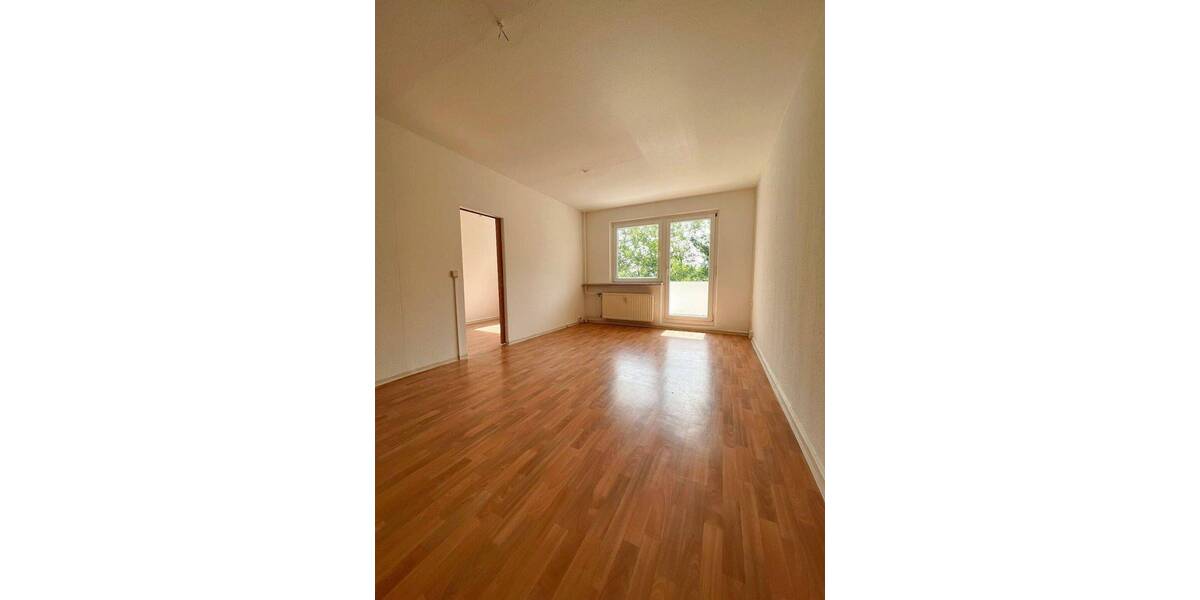 Etagenwohnung Gera Lusan - 2 Zimmer, 54 m&sup2;, 290&euro; | Angebot:26798024