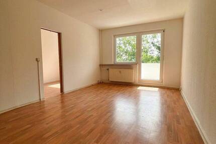 Wohnung Gera Lusan - 2 Zimmer, 54 m&sup2;, 290&euro; | Angebot:26798024