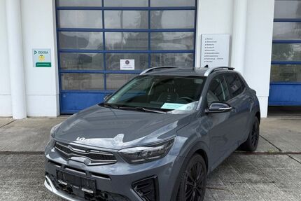 Kia Stonic 16.800 km 21.590 &euro; Altenburg 04600