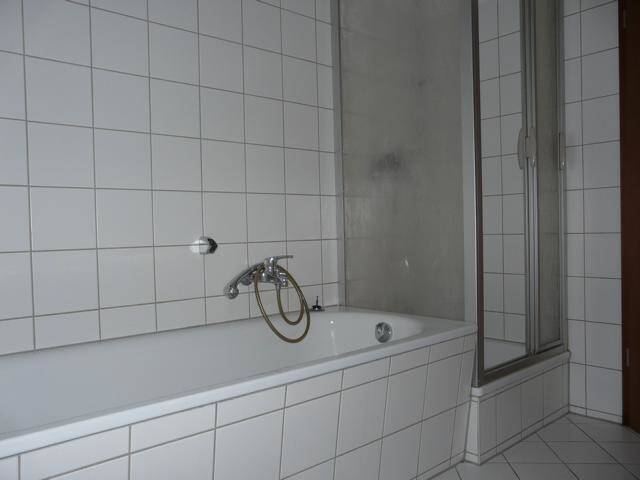 Etagenwohnung Crimmitschau - 2 Zimmer, 51 m&sup2;, 350&euro; | Angebot:26228773