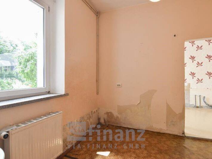 Reihenmittelhaus Crimmitschau - 5 Zimmer, 182 m&sup2;, 99.000&euro; | Angebot:26930213