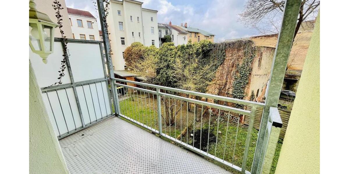 Familien willkommen! 4 R.-Wohnung mit West-Balkon, Wanne, Dusche und Hausgarten in Gera-Debschwitz! - Etagenwohnung Gera Debschwitz | Angebot:26192411