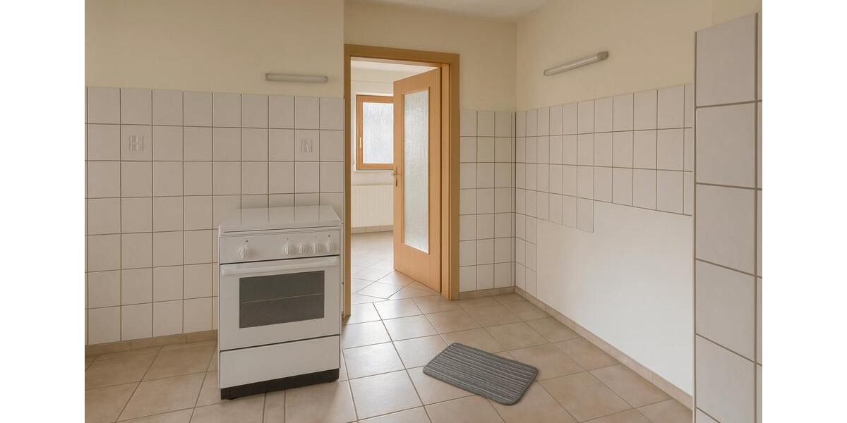 Einfamilienhaus Bad Klosterlausnitz - 5 Zimmer, 100 m&sup2;, 90.000&euro; | Angebot:26990262