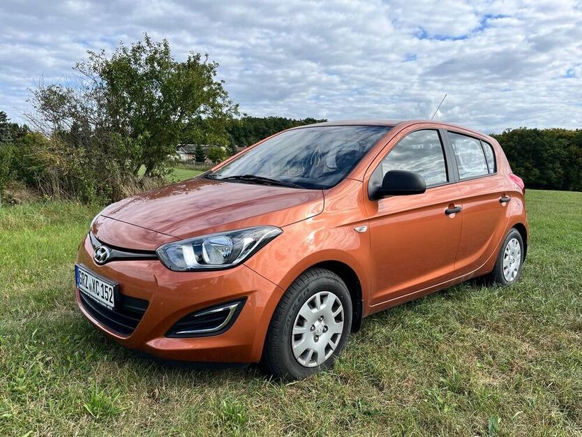 i20