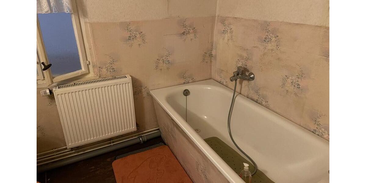 Reihenhaus Osterfeld - 6 Zimmer, 123 m&sup2;, 45.000&euro; | Angebot:17980768