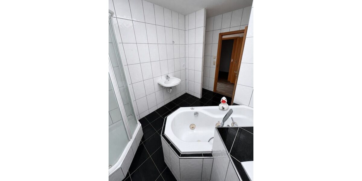 Dachterrasse, Kamin und Fußbodenheizung! Außergewöhnliche 4 Zimmer Wohnung in ruhiger Innenstadtlage! - Etagenwohnung Gera Ostviertel | Angebot:26845300