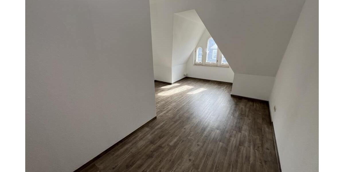 Was für ein Ausblick! 4 Raum Dachgeschoss-Wohnung mit Terrasse! - Etagenwohnung Gera | Angebot:26348904