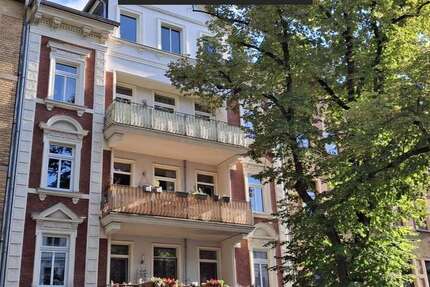 Haus zum Kaufen in Gera 580.000 € 604 m² 19 zimmer