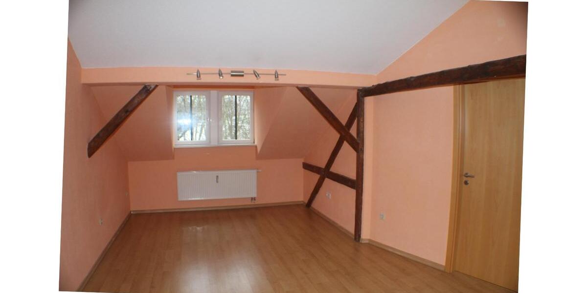 Dachgeschoßwohnung Stadtroda - 3 Zimmer, 69 m&sup2;, 550&euro; | Angebot:25304494