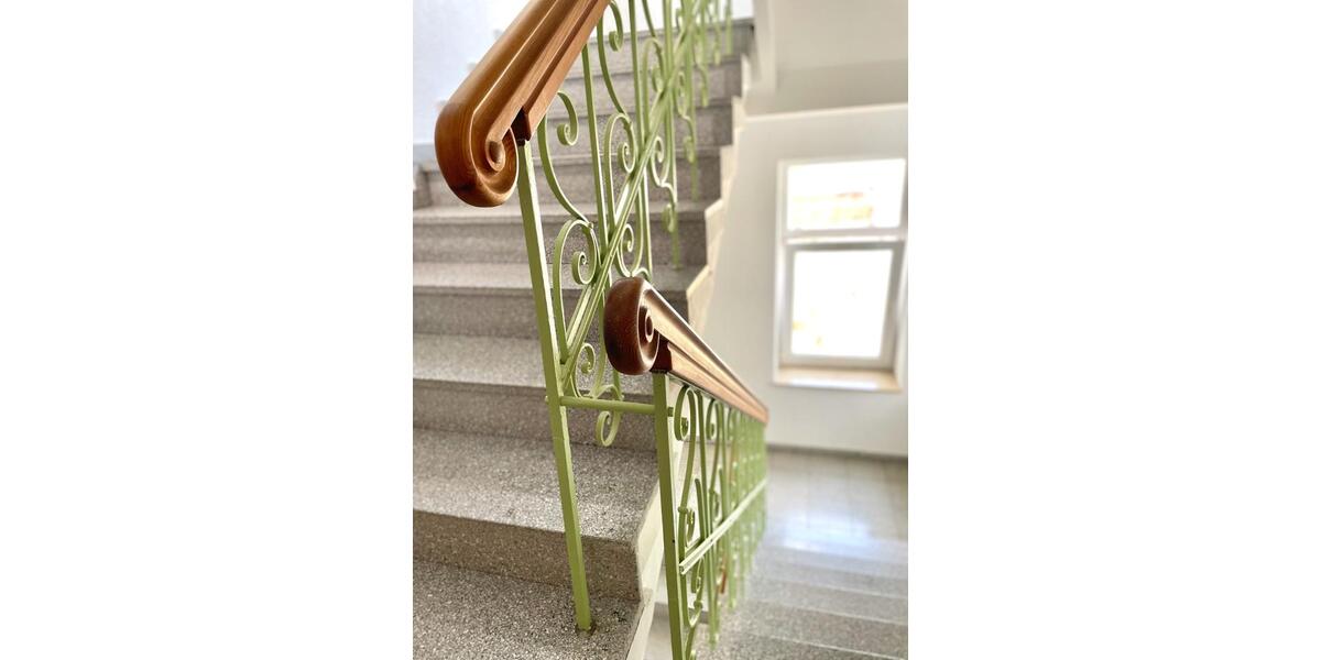 Etagenwohnung Gera - 2 Zimmer, 55 m&sup2;, 320&euro; | Angebot:26148452