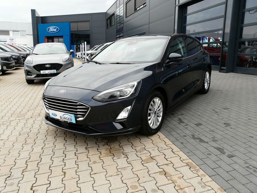 Ford Focus 53.538 km 16.890 € Schmölln 04626