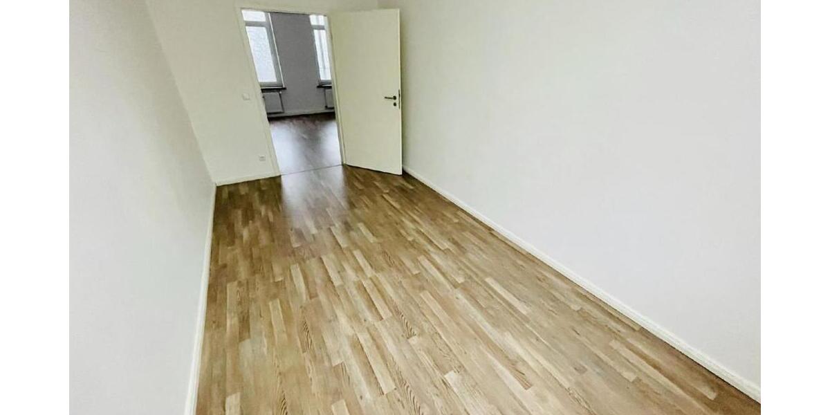 Modern sanierte 4 Raum-Wohnung mit Balkon und schickem Bad! - Etagenwohnung Gera Ostviertel | Angebot:26335029