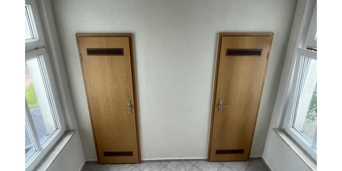 2 Wohnungen, ein Preis, auf einer Etage. - Dachgeschoßwohnung Gera Ostviertel | Angebot:26744951