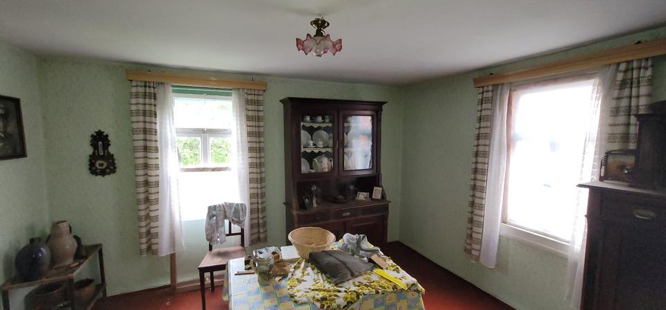 Einfamilienhaus Auma-Weidatal Weidatal - 9 Zimmer, 160 m&sup2;, 25.000&euro; | Angebot:25707834