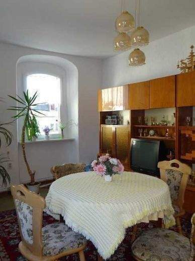 Etagenwohnung Auma-Weidatal Auma - 4 Zimmer, 105 m&sup2;, 450&euro; | Angebot:26360223