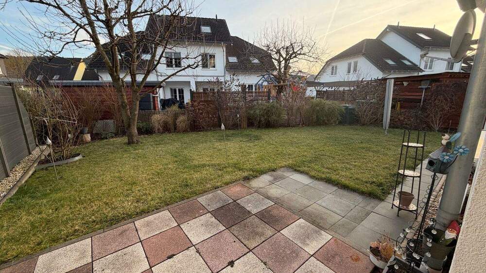 Doppelhaushälfte Laasdorf - 4 Zimmer, 120 m&sup2;, 350.000&euro; | Angebot:25705589