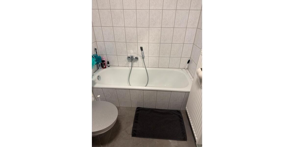 Dachgeschoßwohnung Gera Debschwitz - 2 Zimmer, 80 m&sup2;, 810&euro; | Angebot:24977464