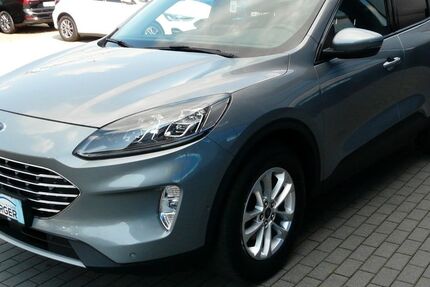 Ford Kuga 54.749 km 20.550 &euro; Schmölln 04626