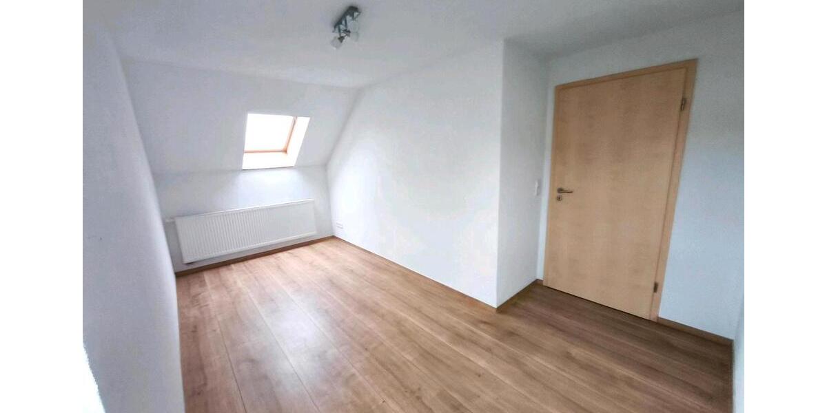 Einfamilienhaus Neustadt an der Orla - 4 Zimmer, 120 m&sup2;, 195.000&euro; | Angebot:26674175