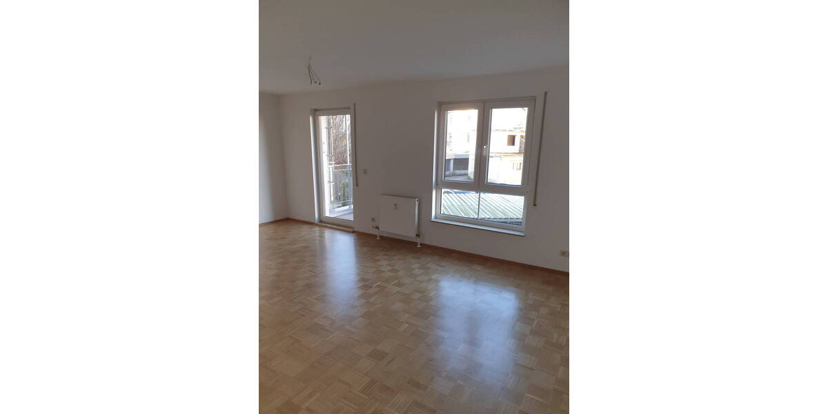 Etagenwohnung Crimmitschau - 2 Zimmer, 53 m&sup2;, 290&euro; | Angebot:26228549