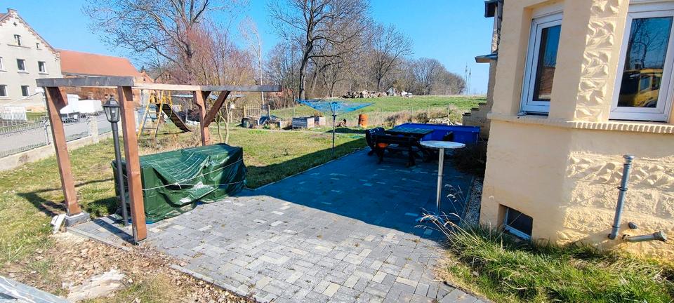 Einfamilienhaus Teuchern - 5 Zimmer, 110 m&sup2;, 150.000&euro; | Angebot:25844236