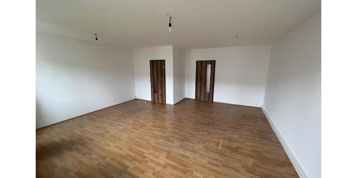 Etagenwohnung Gera Lusan - 3 Zimmer, 88 m&sup2;, 110.000&euro; | Angebot:27673089