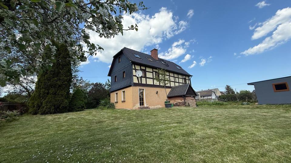 Saniertes Fachwerkhaus mit großzügigem Garten in Jonaswalde