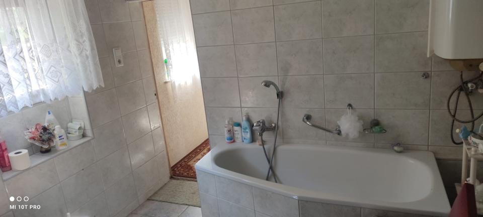Einfamilienhaus Gößnitz - 3 Zimmer, 135 m&sup2;, 120.000&euro; | Angebot:26488239