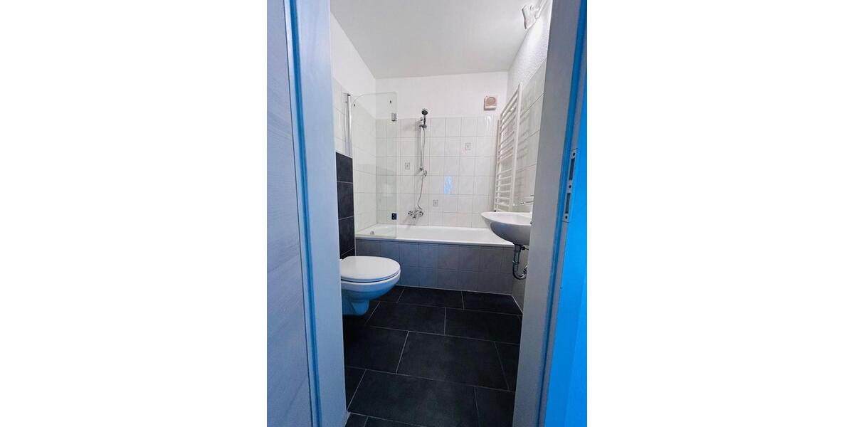 Erdgeschoßwohnung Meerane - 2 Zimmer, 50 m&sup2;, 339&euro; | Angebot:26650166