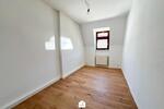 Dachgeschoßwohnung Greiz - 4 Zimmer, 83 m&sup2;, 495&euro; | Angebot:26476621