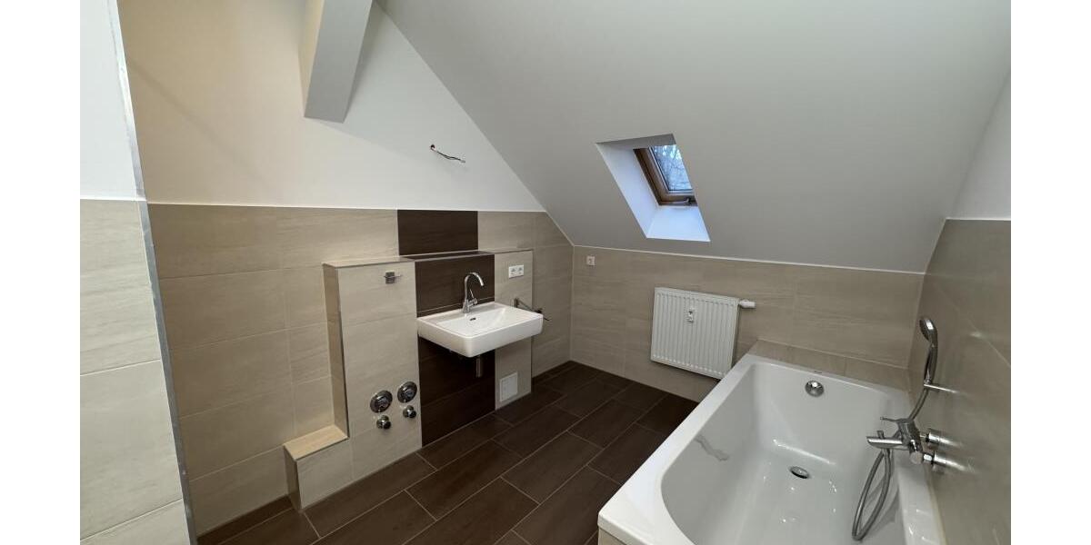 Exklusiv! 3-Raum Eigentumswohnung mit Balkon und Aufzug! *provisionsfrei! - Etagenwohnung Gera | Angebot:26131797