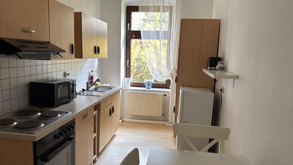 Etagenwohnung Gera Alt-Taubenpreskeln - 4 Zimmer, 70 m&sup2;, 80&euro; | Angebot:25886935