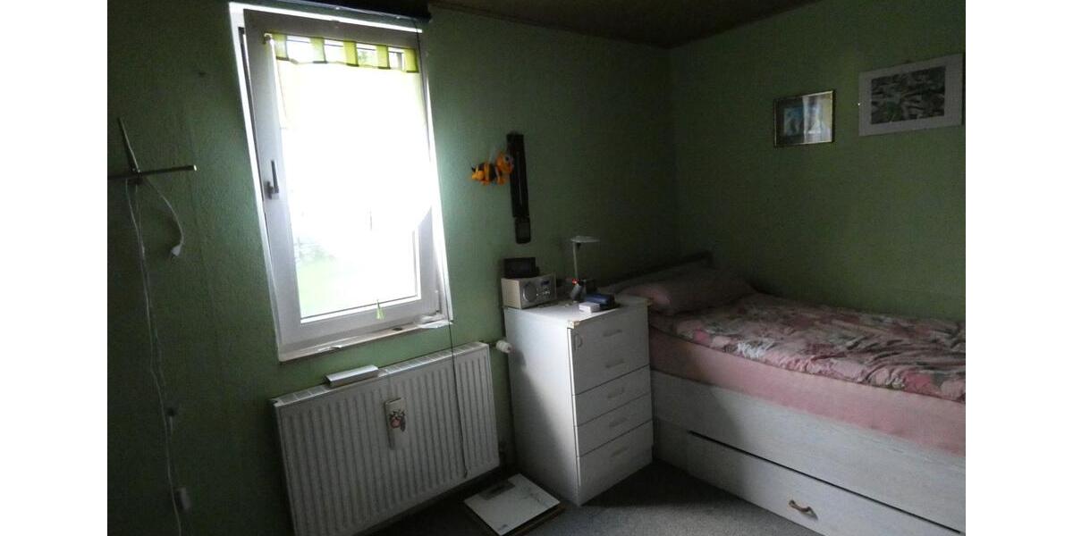Mehrfamilienhaus, Wohnhaus Münchenbernsdorf - 8 Zimmer, 180 m&sup2;, 138.000&euro; | Angebot:26593646