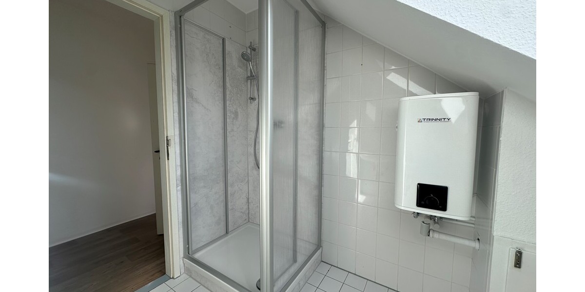 Gemütliche 3 Raum DG Wohnung mit Garten am Haus - unterhalb der Osterburg! - Dachgeschoßwohnung Weida Liebsdorf | Angebot:26146312