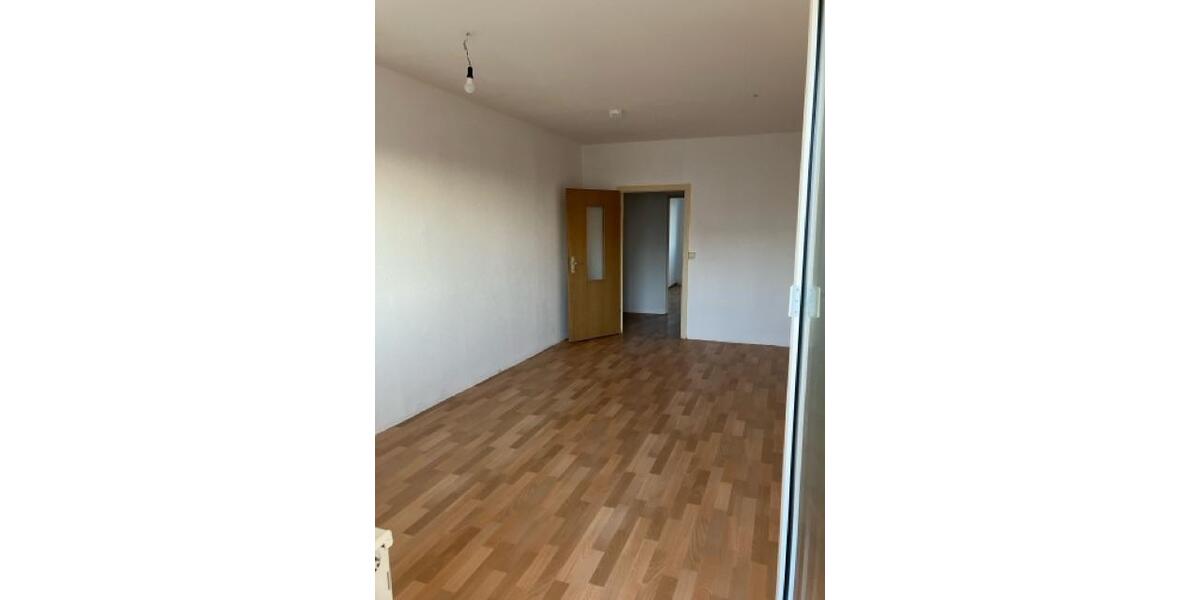 Etagenwohnung Gera Lusan - 4 Zimmer, 89 m&sup2;, 490&euro; | Angebot:25918458