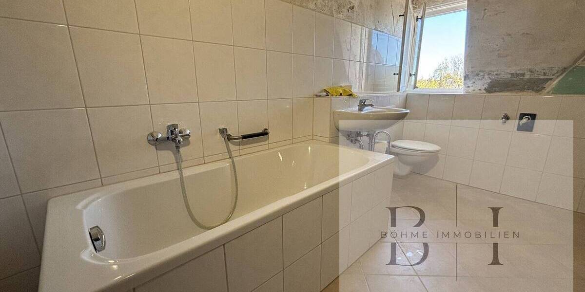Etagenwohnung Gera Debschwitz - 3 Zimmer, 85 m&sup2;, 640&euro; | Angebot:26540774