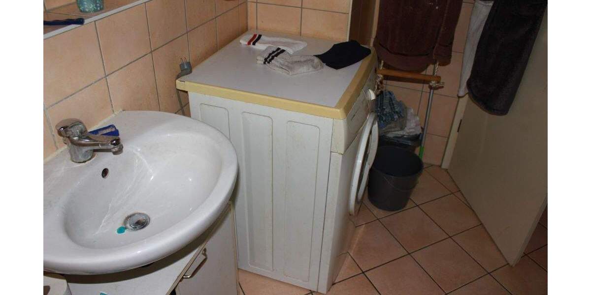 Etagenwohnung Altenburg - 2 Zimmer, 59 m&sup2;, 34.000&euro; | Angebot:25800268