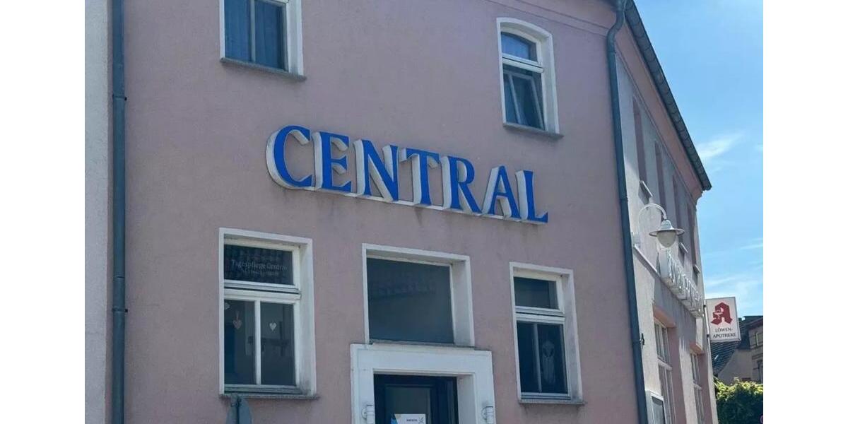 Etagenwohnung Droyßig - 1 Zimmer, 43 m&sup2;, 250&euro; | Angebot:24150104