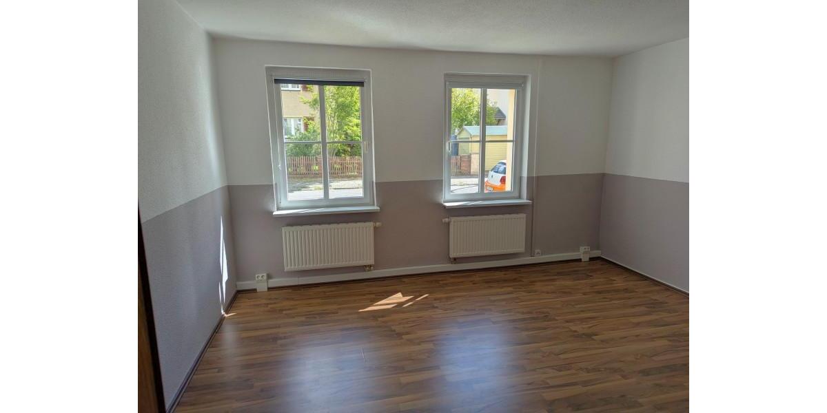 Erdgeschoßwohnung Gera - 1 Zimmer, 18 m&sup2;, 121&euro; | Angebot:26422068