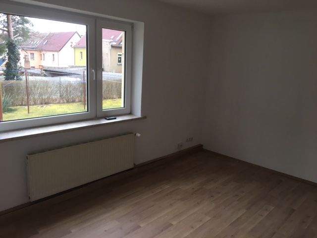 Etagenwohnung Teuchern - 2 Zimmer, 53 m&sup2;, 45.000&euro; | Angebot:26306240