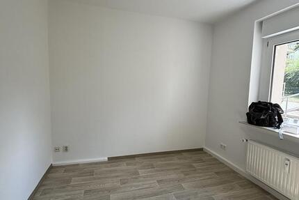 Wohnung Zeitz - 2 Zimmer, 51 m&sup2;, 333&euro; | Angebot:24506397