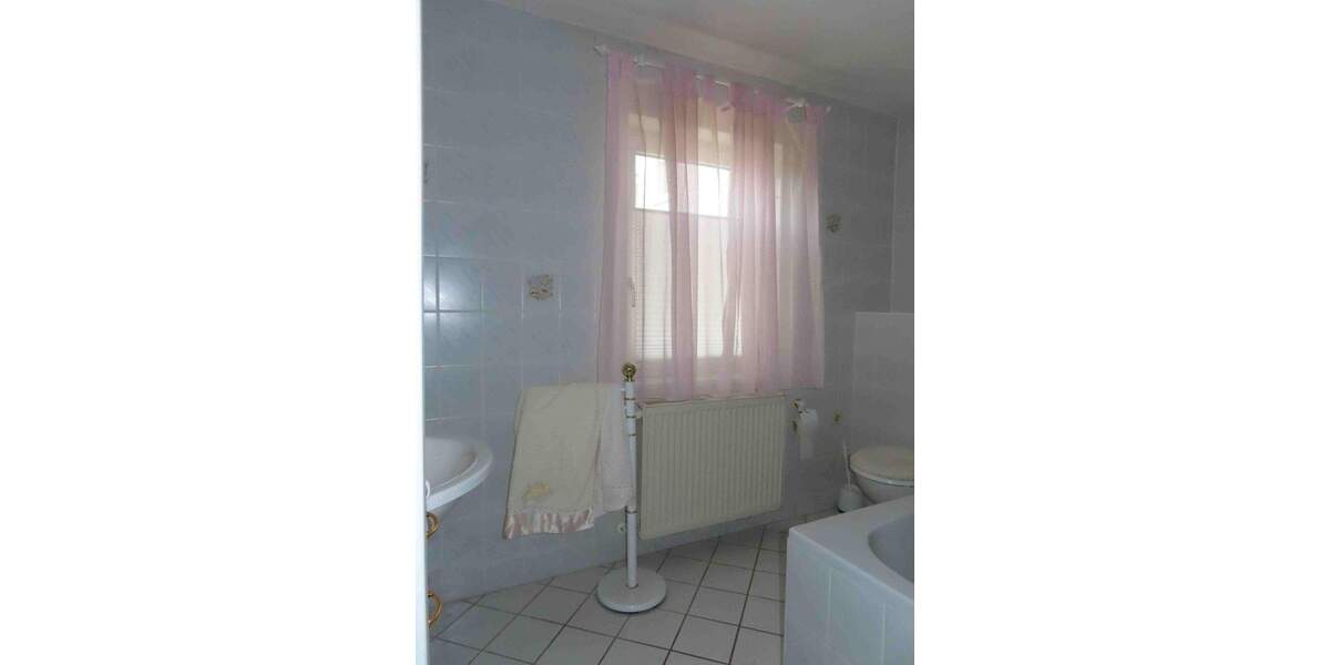 Mehrfamilienhaus, Wohnhaus Hohenleuben Reichenfels - 4 Zimmer, 92 m&sup2;, 125.000&euro; | Angebot:26345782