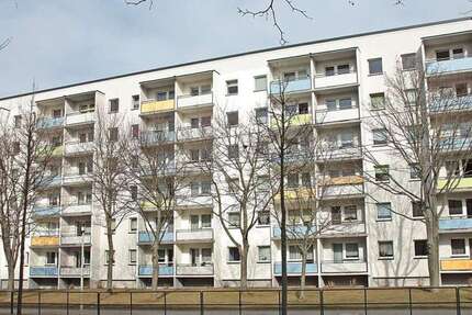 Wohnung zum Mieten in Zwickau 448 € 70 m²