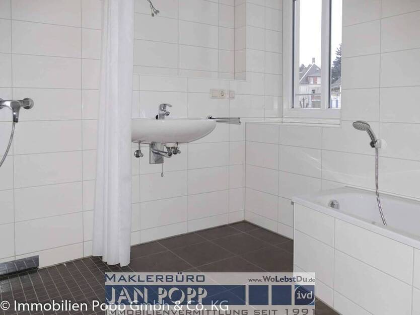 Barrierefreie Wohnung in soliden Haus!