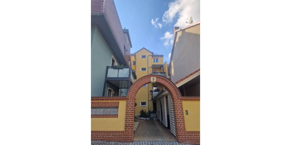 Etagenwohnung Eisenberg - 3 Zimmer, 90 m&sup2;, 720&euro; | Angebot:25769418