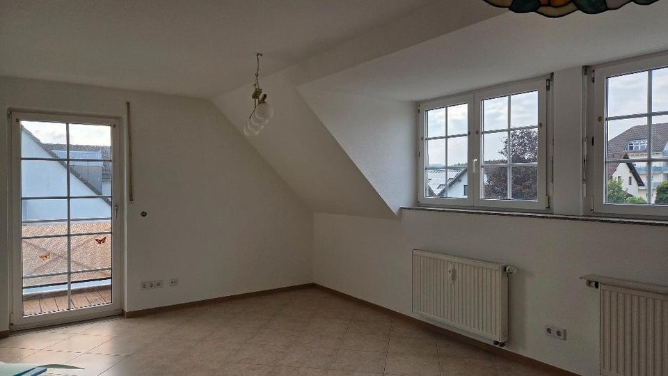 Maisonettenwohnung Mohlsdorf-Teichwolframsdorf Teichwolframsdorf - 2 Zimmer, 60 m&sup2;, 380&euro; | Angebot:26426112