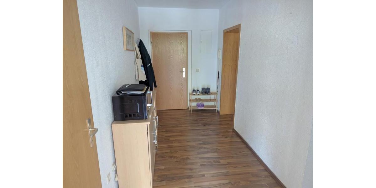 Erdgeschoßwohnung Gera - 1 Zimmer, 18 m&sup2;, 121&euro; | Angebot:26422068