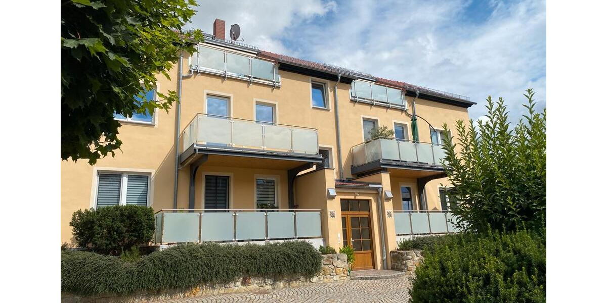 Etagenwohnung Ronneburg - 3 Zimmer, 80 m&sup2;, 900&euro; | Angebot:26040101