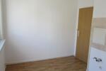 Etagenwohnung Crimmitschau - 4 Zimmer, 87 m&sup2;, 589&euro; | Angebot:19635396