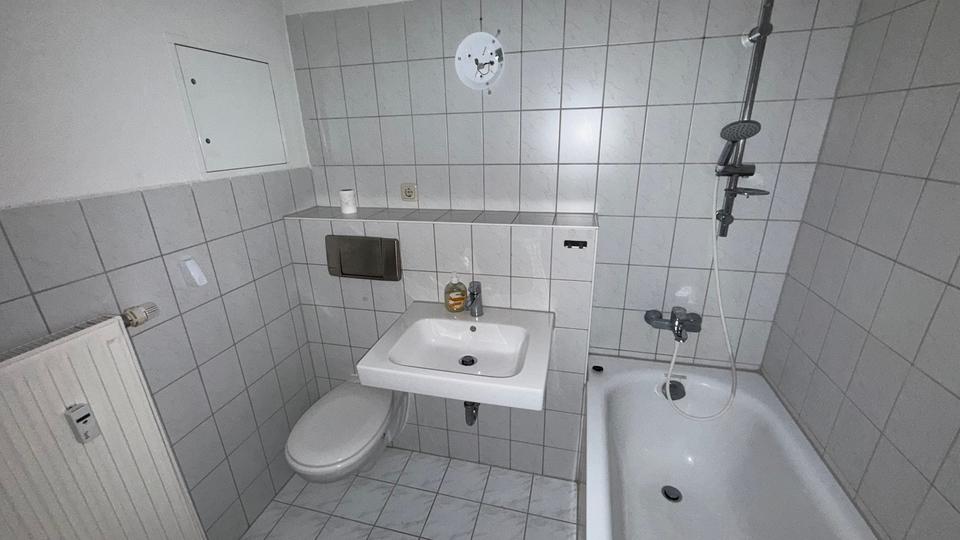 Etagenwohnung Greiz - 2 Zimmer, 44 m&sup2;, 230&euro; | Angebot:26462525